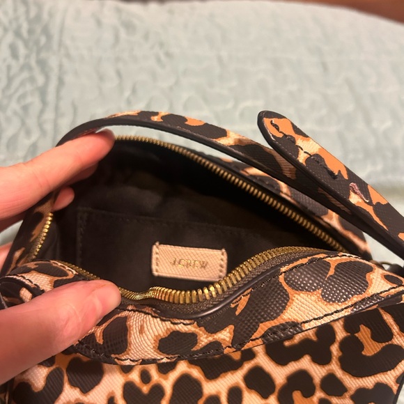 J Crew Leopard Animal Print Crossbody Bag - Picture 4 of 5